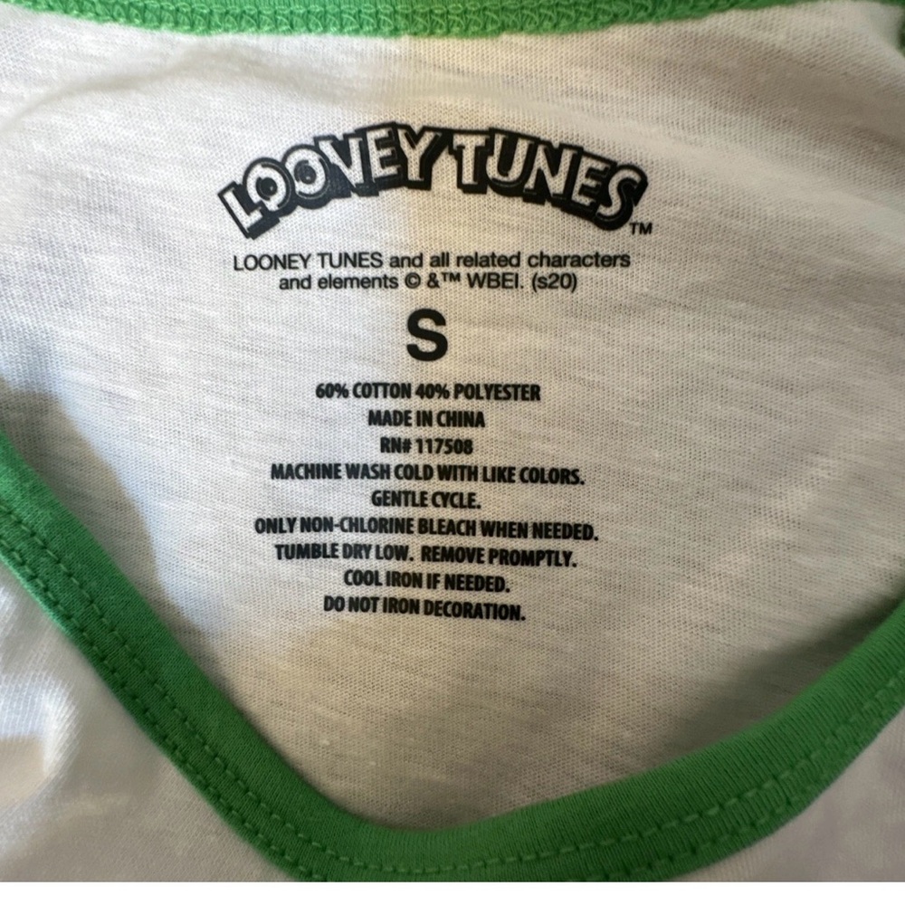NWT Sz S Looney Tunes Tweety Bird St Patrick's Day Junior's 3/4 Sleeve Raglan - Picture 5 of 8